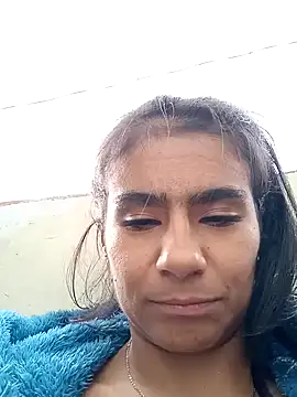 Leslly  online show from 01-05-25, 03:02