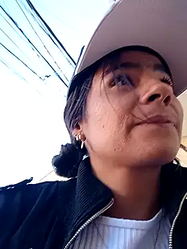 Leslly  online show from 01-06-25, 08:50