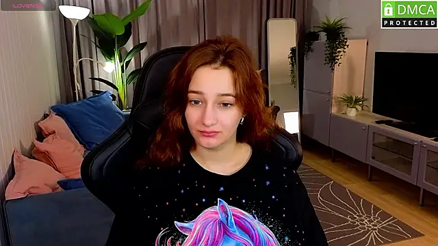 Snapshot of Sinty_Noria chatting on 02-17-26, 01:02 Sinty Noria online show from 02-17-26, 01:02