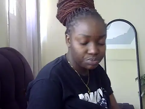 Snapshot of Sexy_racy_rebel_ chatting on 02-15-26, 08:35 Sexy racy rebel online show from 02-15-26, 08:35