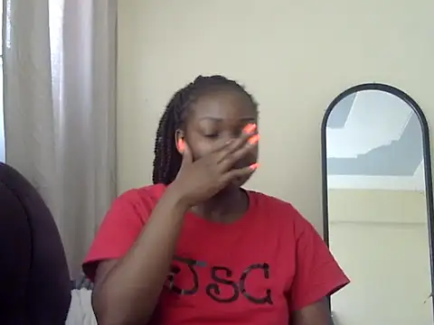 Snapshot of Sexy_racy_rebel_ chatting on 02-17-26, 11:07 Sexy racy rebel online show from 02-17-26, 11:07