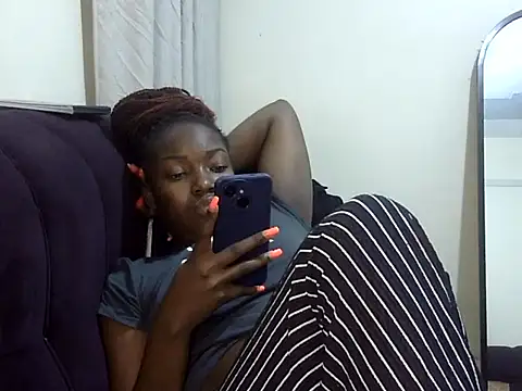 Snapshot of Sexy_racy_rebel_ chatting on 02-20-26, 09:04 Sexy racy rebel online show from 02-20-26, 09:04