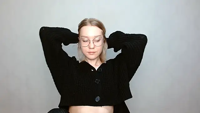 cindi hot online show from 01-17-25, 01:24