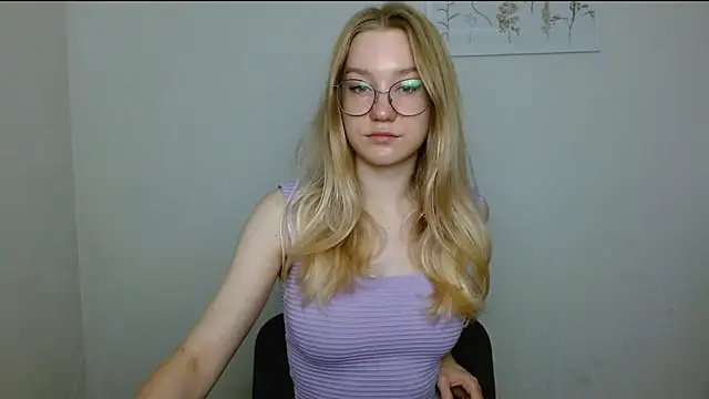 cindi hot online show from 09-18-25, 09:44
