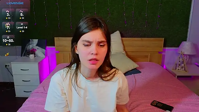 SusieMorris online show from 12-04-24, 08:12