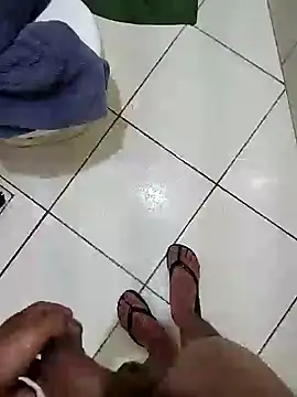 menorzinh777 online show from 12-07-24, 04:20