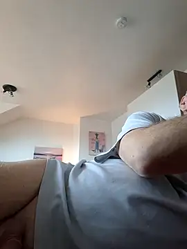 Milkasahne64 online show from 11-01-25, 10:28