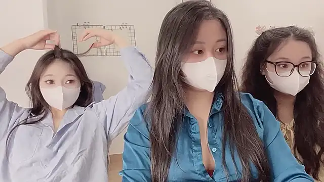 Bamboo Swetie online show from 11-14-25, 03:22