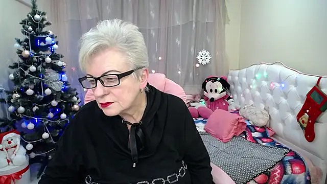 KayleSmoll online show from 12-29-24, 02:06