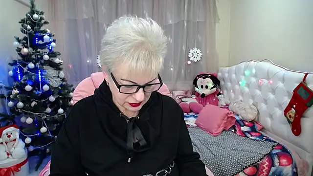 KayleSmoll online show from 12-29-24, 05:10