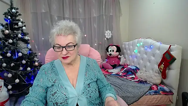 KayleSmoll online show from 01-22-25, 04:23
