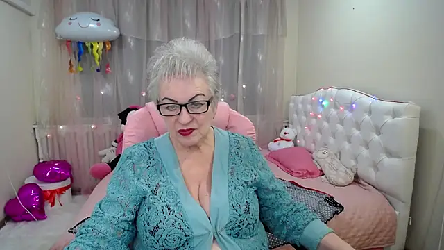 KayleSmoll online show from 01-29-25, 01:27