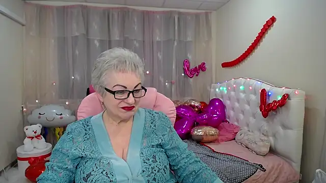 KayleSmoll online show from 02-01-25, 01:44