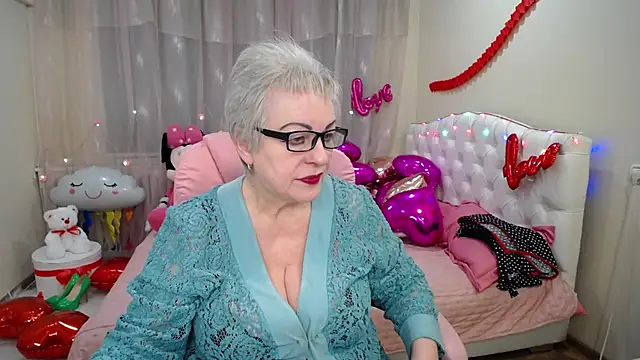 KayleSmoll online show from 02-01-25, 07:13