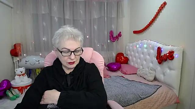 KayleSmoll online show from 02-12-25, 05:05