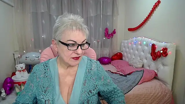 KayleSmoll online show from 02-26-25, 10:42