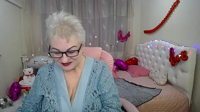 KayleSmoll online show from 03-01-25, 04:58
