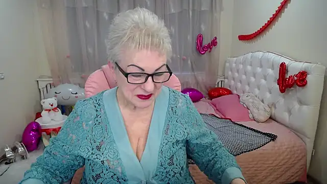 KayleSmoll online show from 03-09-25, 04:49