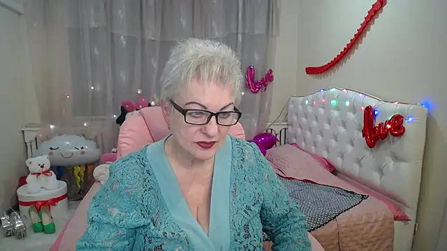 KayleSmoll online show from 03-12-25, 04:41