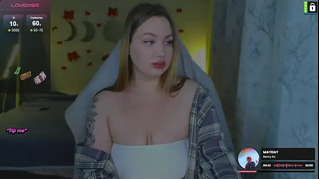 -LinaLove- online show from 12-20-25, 06:48