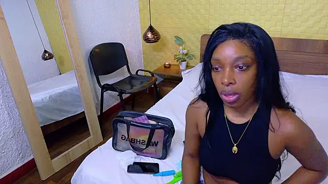 Snapshot of Shamiraa_moore chatting on 02-03-26, 06:46 Shamiraa moore online show from 02-03-26, 06:46