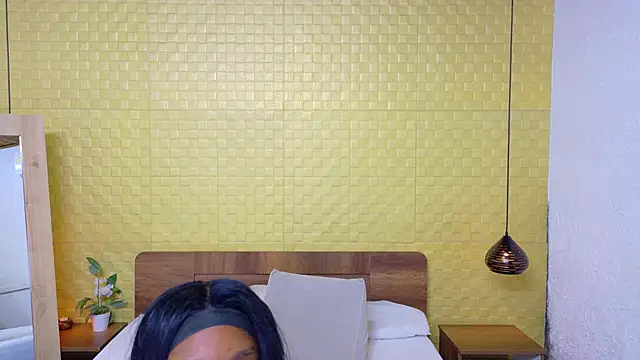 Snapshot of Shamiraa_moore chatting on 02-05-26, 06:56 Shamiraa moore online show from 02-05-26, 06:56