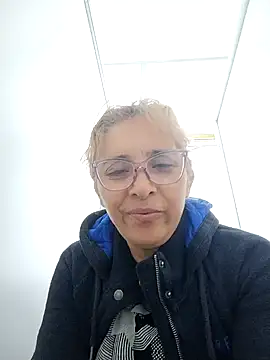 leona- online show from 01-08-25, 10:59