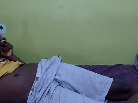 Snapshot of QUEEN-LIZ chatting on 09-09-25, 03:39 QUEEN-LIZ online show from 09-09-25, 03:39