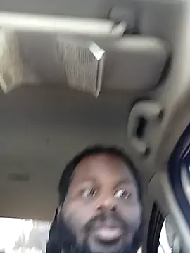 Snapshot of goodboybaddaddy chatting on 12-24-24, 09:00 goodboybaddaddy online show from 12-24-24, 09:00