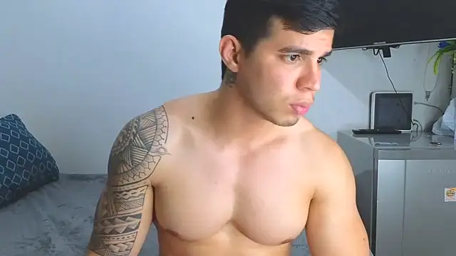 Snapshot of Ethanstill1 chatting on 09-11-25, 02:44 Ethanstill1 online show from 09-11-25, 02:44