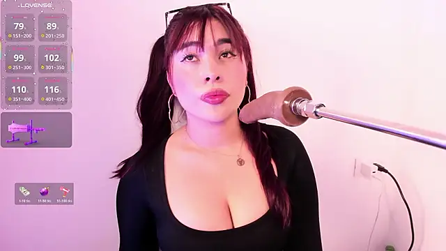 Snapshot of Danna_adams01 chatting on 02-03-26, 06:13 Danna adams01 online show from 02-03-26, 06:13