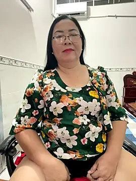 NDith online show from 11-30-25, 01:04