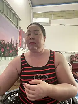 Snapshot of NDith chatting on 02-01-26, 08:02 NDith online show from 02-01-26, 08:02