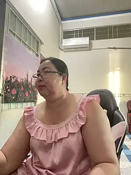 Snapshot of NDith chatting on 02-02-26, 11:47 NDith online show from 02-02-26, 11:47