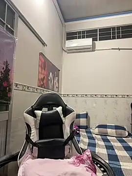 Snapshot of NDith chatting on 02-13-26, 09:55 NDith online show from 02-13-26, 09:55