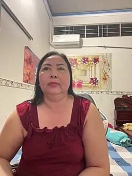 Snapshot of NDith chatting on 02-19-26, 11:01 NDith online show from 02-19-26, 11:01