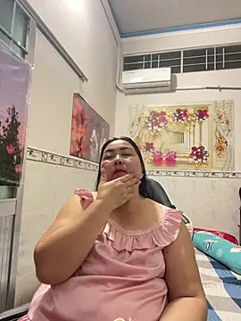 Snapshot of NDith chatting on 02-20-26, 02:06 NDith online show from 02-20-26, 02:06