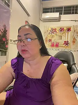 Snapshot of NDith chatting on 02-22-26, 02:15 NDith online show from 02-22-26, 02:15