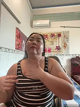 Snapshot of NDith chatting on 02-23-26, 05:38 NDith online show from 02-23-26, 05:38