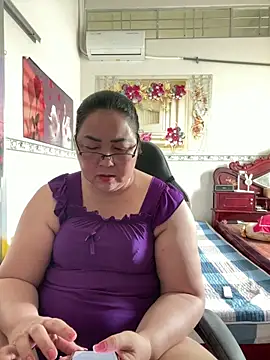 Snapshot of NDith chatting on 04-03-26, 02:09 NDith online show from 04-03-26, 02:09