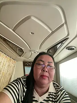 Snapshot of NDith chatting on 04-05-26, 07:38 NDith online show from 04-05-26, 07:38