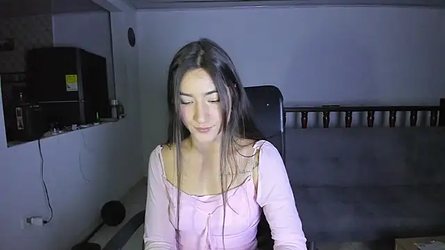 Amelie  88 online show from 12-07-24, 10:28