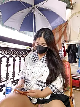 Snapshot of lyna_bl chatting on 12-04-25, 01:26 lyna bl online show from 12-04-25, 01:26