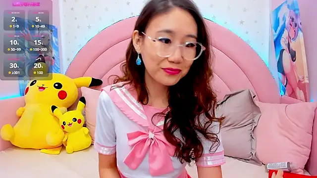 Nao  Chan  online show from 12-21-24, 01:36