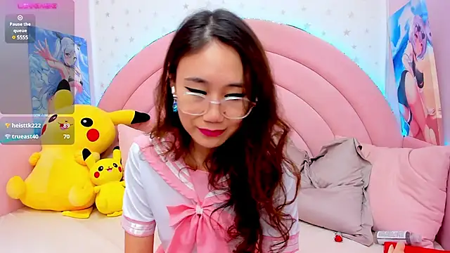 Nao  Chan  online show from 12-21-24, 04:41