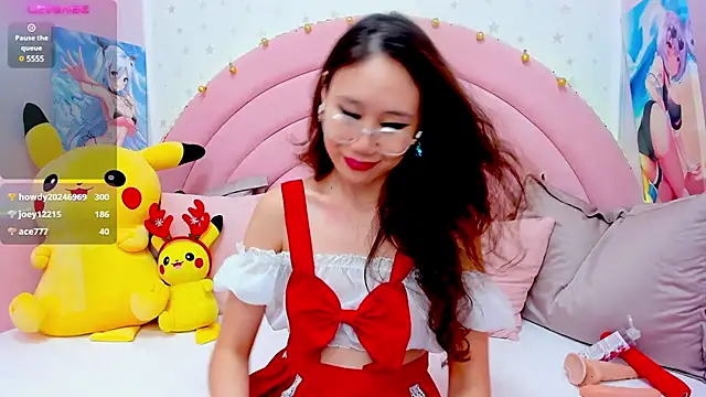 Nao  Chan  online show from 12-24-24, 07:49