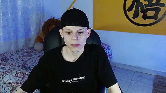 Matthew Boy  online show from 12-12-24, 05:42