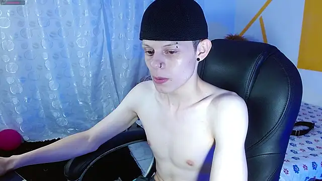 Matthew Boy  online show from 12-14-24, 08:13