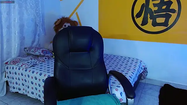 Matthew Boy  online show from 12-21-24, 05:14