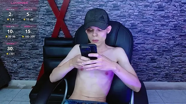 Matthew Boy  online show from 03-10-25, 08:56